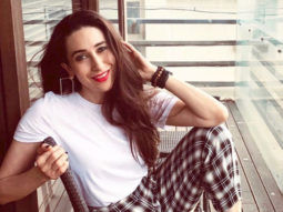 Karisma Kapoor left in awe after she visits Taj Mahal for the first time
