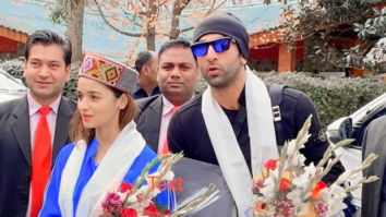 Brahmastra: Locals greet Ranbir Kapoor and Alia Bhatt with a warm welcome in Manali