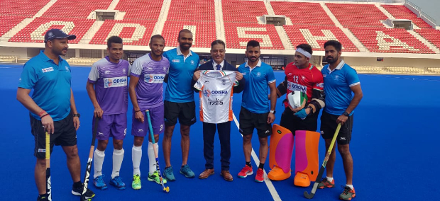 Kamal Haasan receives honourary Doctorate by CM Naveen Patnaik in Odisha