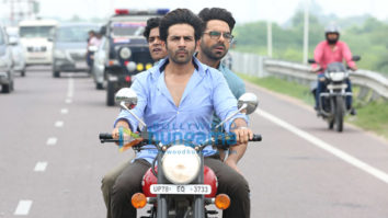 Movie Stills Of The Movie Pati Patni Aur Woh
