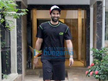 Photos: Aditya Roy Kapur snapped at Mohit Suri's office