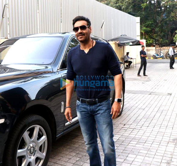 photos ajay devgn snapped at pvr juhu 3