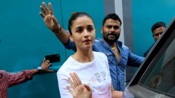 Photos: Alia Bhatt snapped at a shoot location