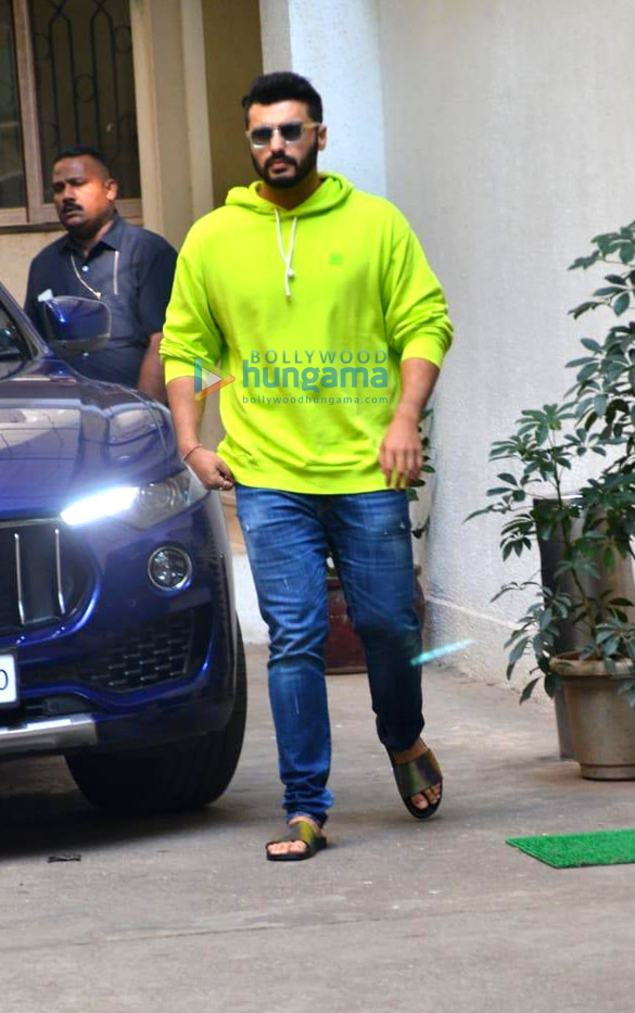 photos arjun kapoor snapped at a dubbing studio in juhu 3 2