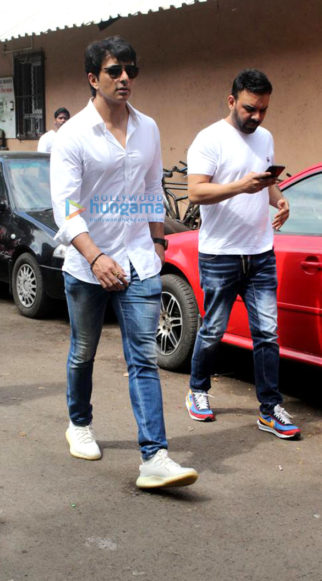 Photos: Celebs attend Champak Jain’s funeral