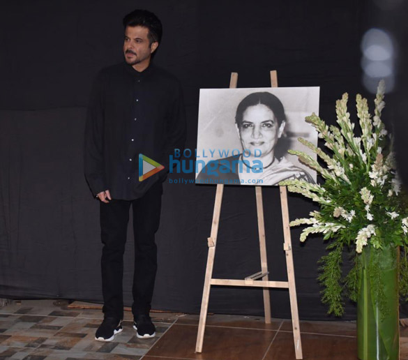 photos celebs attend the prayer meet for shabana azmis mother shaukat kaifi 119 11