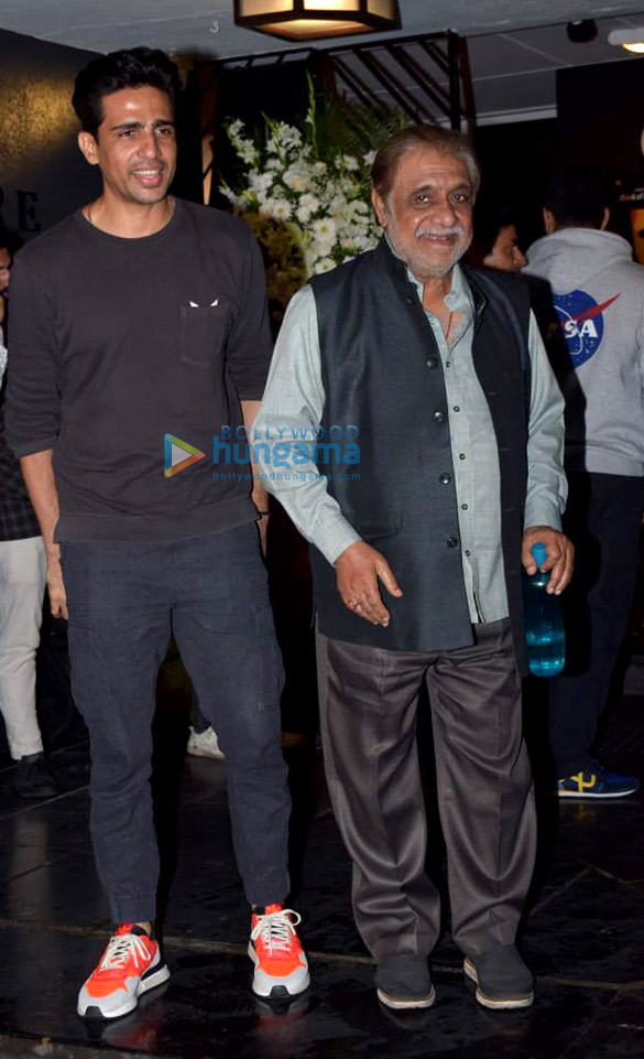 photos celebs grace the opening of prithvi theatre festival 2019 8