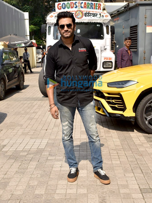 photos celebs grace the trailer launch of the film tanhaji the unsung warrior 3