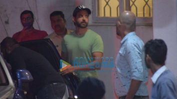 Photos: Hrithik Roshan, Ananya Panday and others snapped at a dubbing studio in Juhu