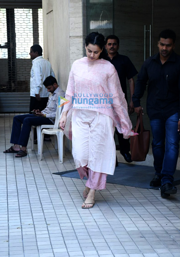 photos kangana ranaut snapped at a dubbing studio 2