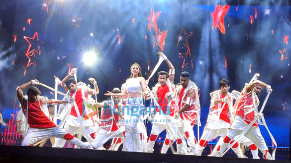 photos salman khan sonakshi sinha and others perform during da bangg the tour hyderabad 8