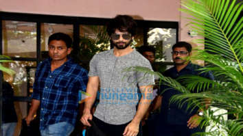 Photos: Shahid Kapoor, Mira Rajput and Amrita Arora snapped at the gym