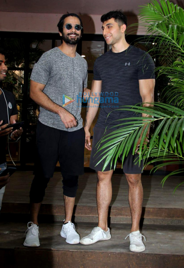 photos shahid kapoor snapped at the gym 1 4