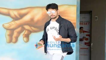 Photos: Sidharth Malhotra snapped at the gym