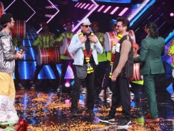 Ram Lakhan Reunion! Jackie Shroff and Anil Kapoor groove on each other’s songs and it will make you nostalgic