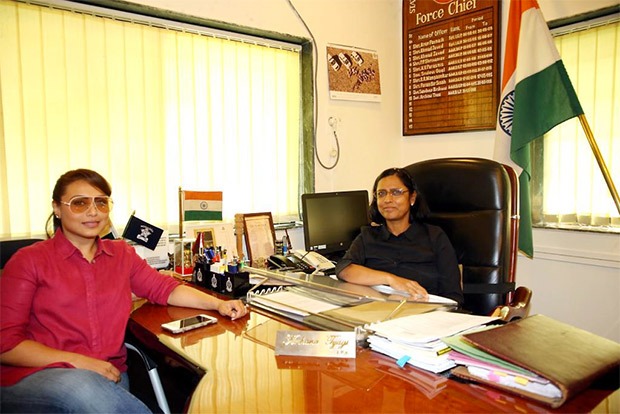Rani Mukerji meets supercop Archana Tyagi, Additional Director General of Police & Chief of Maharashtra S.R.P.F. Rani Mukerji meets supercop Archana Tyagi, Additional Director General of Police & Chief of Maharashtra S.R.P.F.