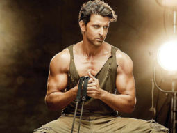Watch: Hrithik Roshan makes fans groove to the tunes of Ghungroo