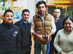 Brahmastra: Ranbir Kapoor is back to work after sustaining injury, poses with fans in Manali