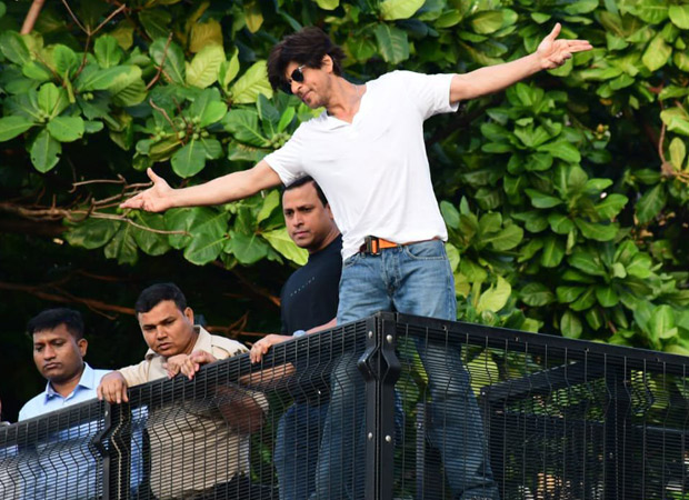 SRK's Son Does His Signature Pose at School Annual Function - Clovia Blog