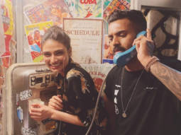 Athiya Shetty poses with rumoured boyfriend KL Rahul, the photo has Suniel Shetty connection