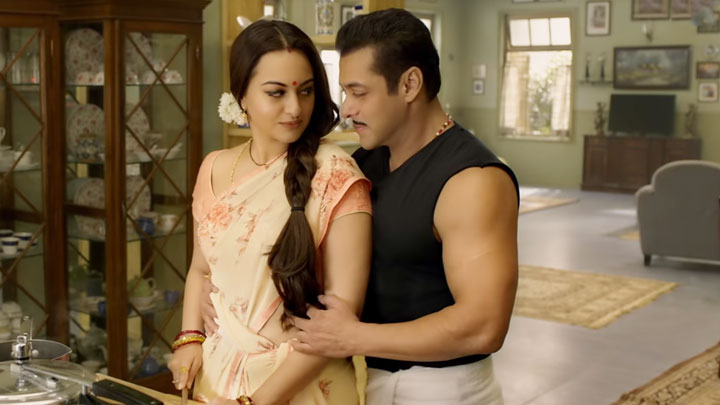 720px x 405px - Dabangg 3: Chulbul Ka Romance | Salman Khan | Sonakshi Sinha | Prabhu Deva  | 20th Dec'19 | Video Trailer - Bollywood Hungama