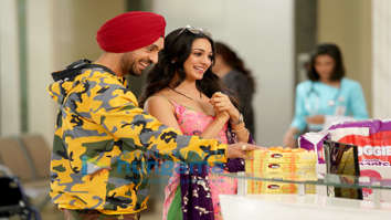 Movie Stills Of The Movie Good Newwz