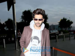 Photos: Kartik Aaryan, Ananya Panday, Bhumi Pednekar, Janhvi Kapoor and others snapped at the airport