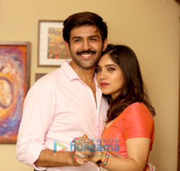 Movie Stills Of The Movie Pati Patni Aur Woh