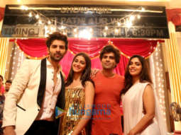 On The Sets Of The Movie Pati Patni Aur Woh