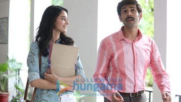 Movie Stills Of The Movie Pati Patni Aur Woh