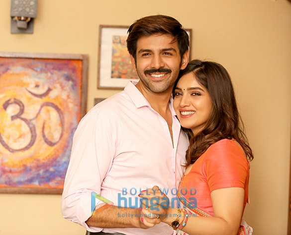 pati patni aur woh 6 7