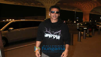 Photos: Akshay Kumar, Sonakshi Sinha, Huma Qureshi and Aparshakti Khurana snapped at the airport