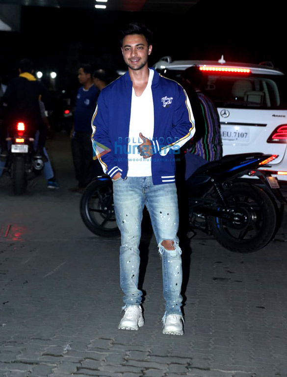 photos celebs grace sohail khans birthday bash 4