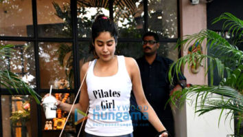 Photos: Janhvi Kapoor snapped at the gym