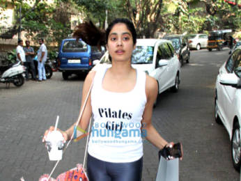 Photos: Janhvi Kapoor snapped at the gym