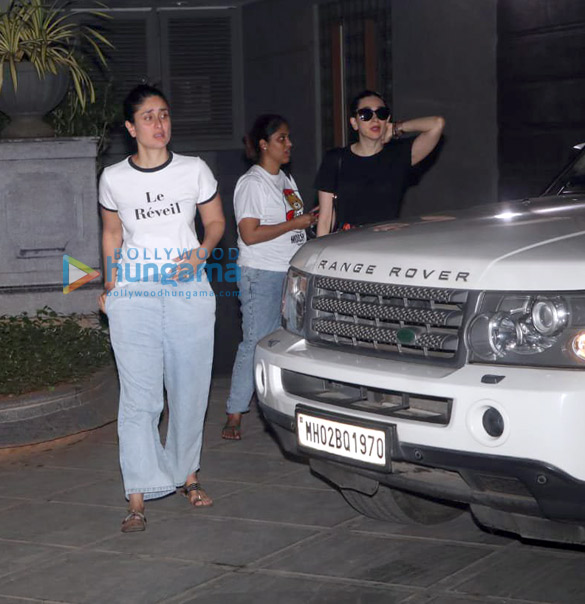 photos kareena kapoor khan and karisma kapoor spotted at bandra 2