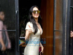Photos: Kiara Advani spotted at Pali Village Cafe in Bandra