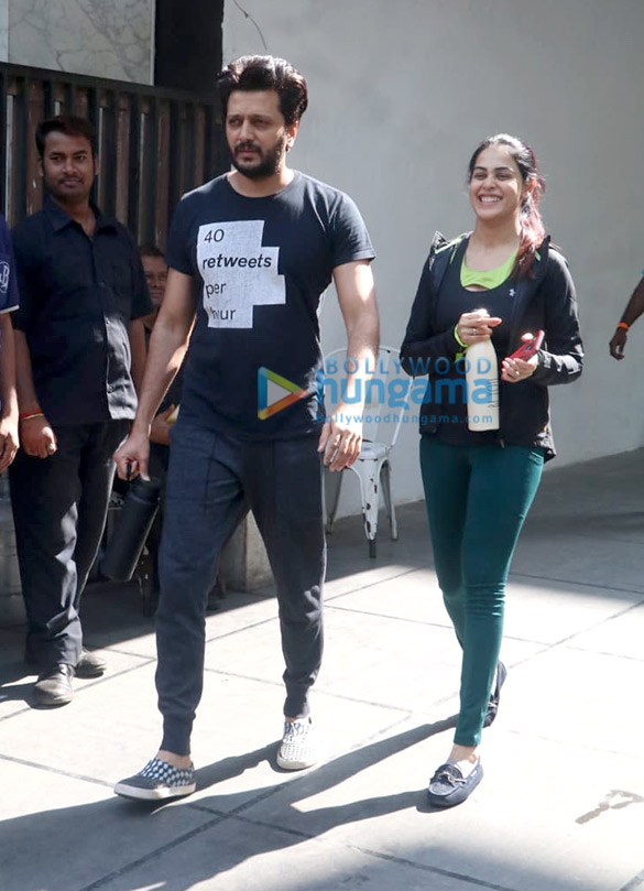 photos riteish deshmukh and genelia dsouza spotted at the gym in khar 1