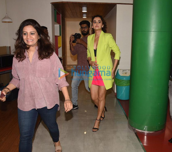photos taapsee pannu snapped at 5th edition of mirchi neon run 6