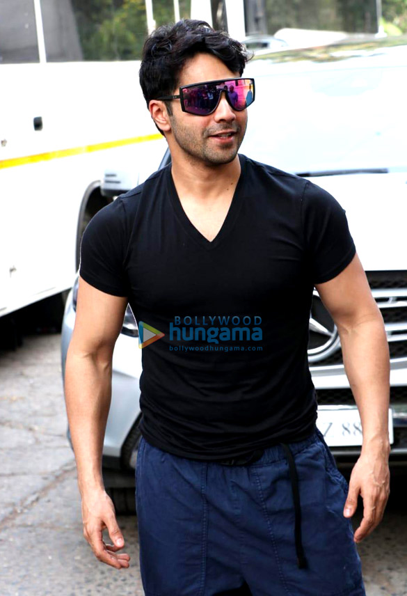 photos varun dhawan snapped on the sets of dance plus 5 3
