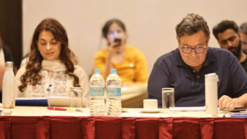 Rishi Kapoor and Juhi Chawla’s Sharmaji Namkeen rolls, latter shares pictures