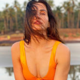Jai Mummy Di actor Sonnali Seygall stuns in a YELLOW BIKINI as she holidays in Goa! See pictures