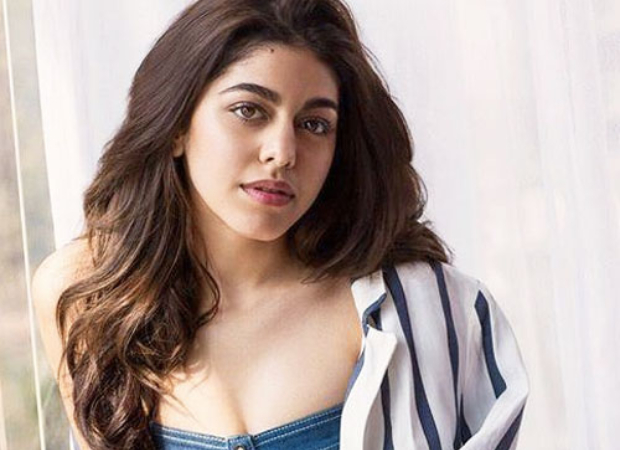 Watch: Alaya F gives interesting tinder bios for Sara Ali Khan and Ananya Panday; says would like to get trapped in a room with Kartik Aaryan