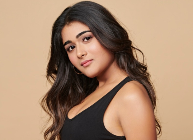 "Debuting opposite Ranveer Singh gives me the confidence to express myself as an artist" - says Jayeshbhai Jordaar heroine Shalini Pandey "Debuting opposite Ranveer Singh gives me the confidence to express myself as an artist" - says Jayeshbhai Jordaar heroine Shalini Pandey