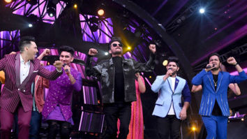 Anil Kapoor shakes a leg to THIS iconic track of his on Indian Idol 11