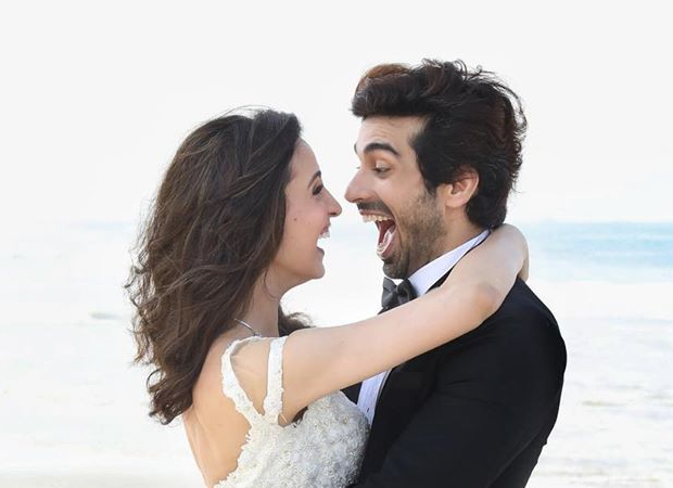 Mohit Sehgal and Sanaya Irani celebrate their fourth anniversary with pictures that are too cute for words!