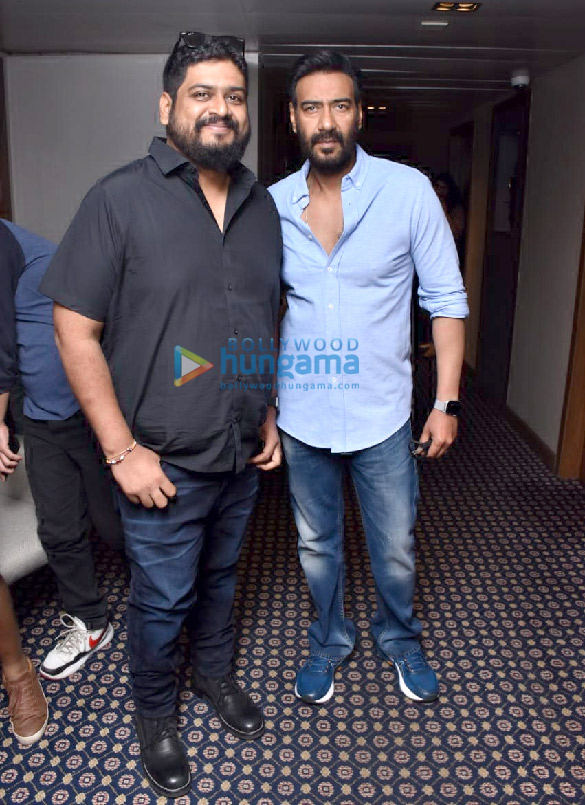 photos ajay devgn and om raut snapped during tanhaji the unsung warrior promotions 1