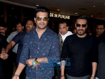 Photos: Ajay Devgn visits INOX Megaplex for an exclusive screening of Tanhaji – The Unsung Warrior for school children