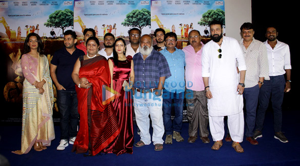 photos cast of yahan sabhi gyani hain performed kanupriya act at trailer launch 1