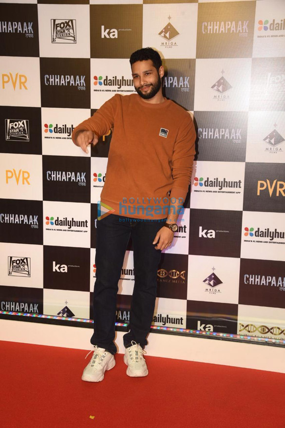 photos celebs attend the premiere of the movie chhapaak 1